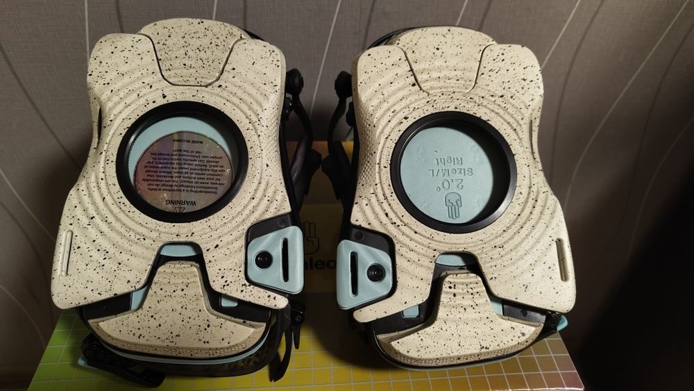 Bataleon Astro Asymwrap – сноуборд автомати, размер M–L