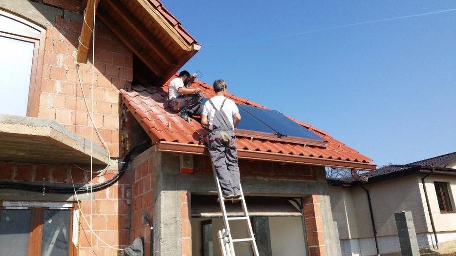 Panouri solare -cu 10 ani garantie Austria -sisteme complete HI TECH