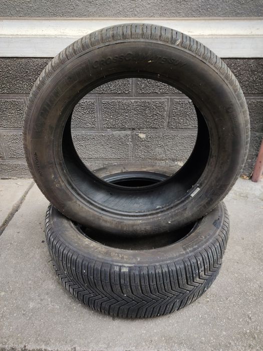 Vând 2 Cauciucuri 235/55/19 M+S Michelin Cross Climate DOT 2022