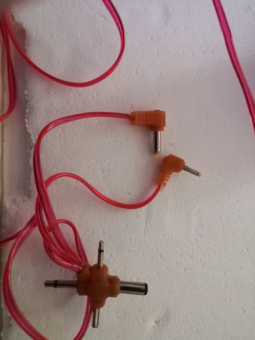 Adaptor AC-DC 1000mA