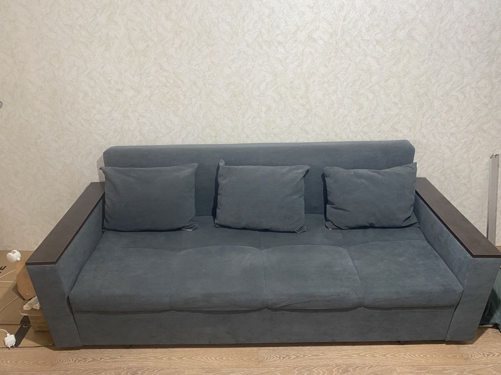 Продам диван в отлином состоянии