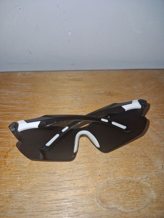 Продам спортивные очки