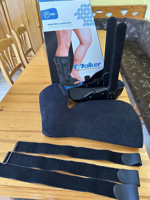 Уокър за фиксиране на глезена