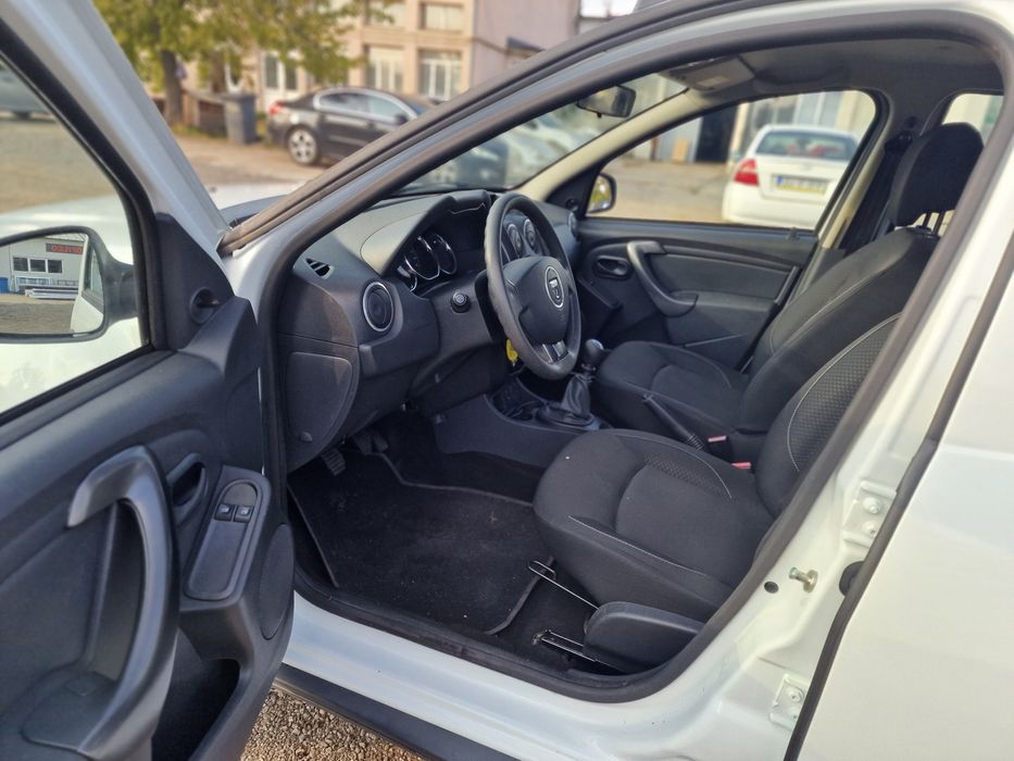 Dacia Duster 4x2 motor 1.5 diesel 110 cp an 2017