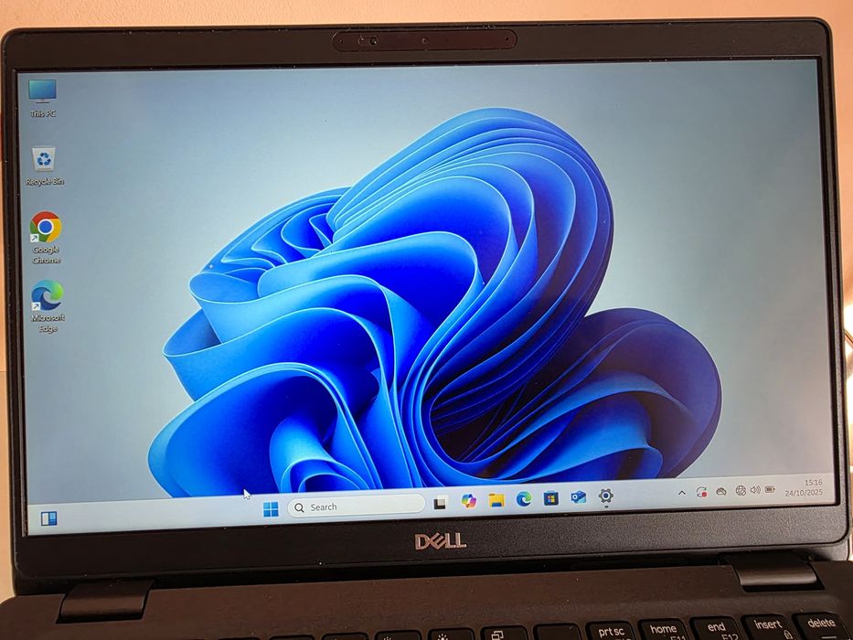 Dell Latitude 5300 в перфектно състояние | 13.3" Touchscreen | SIM |