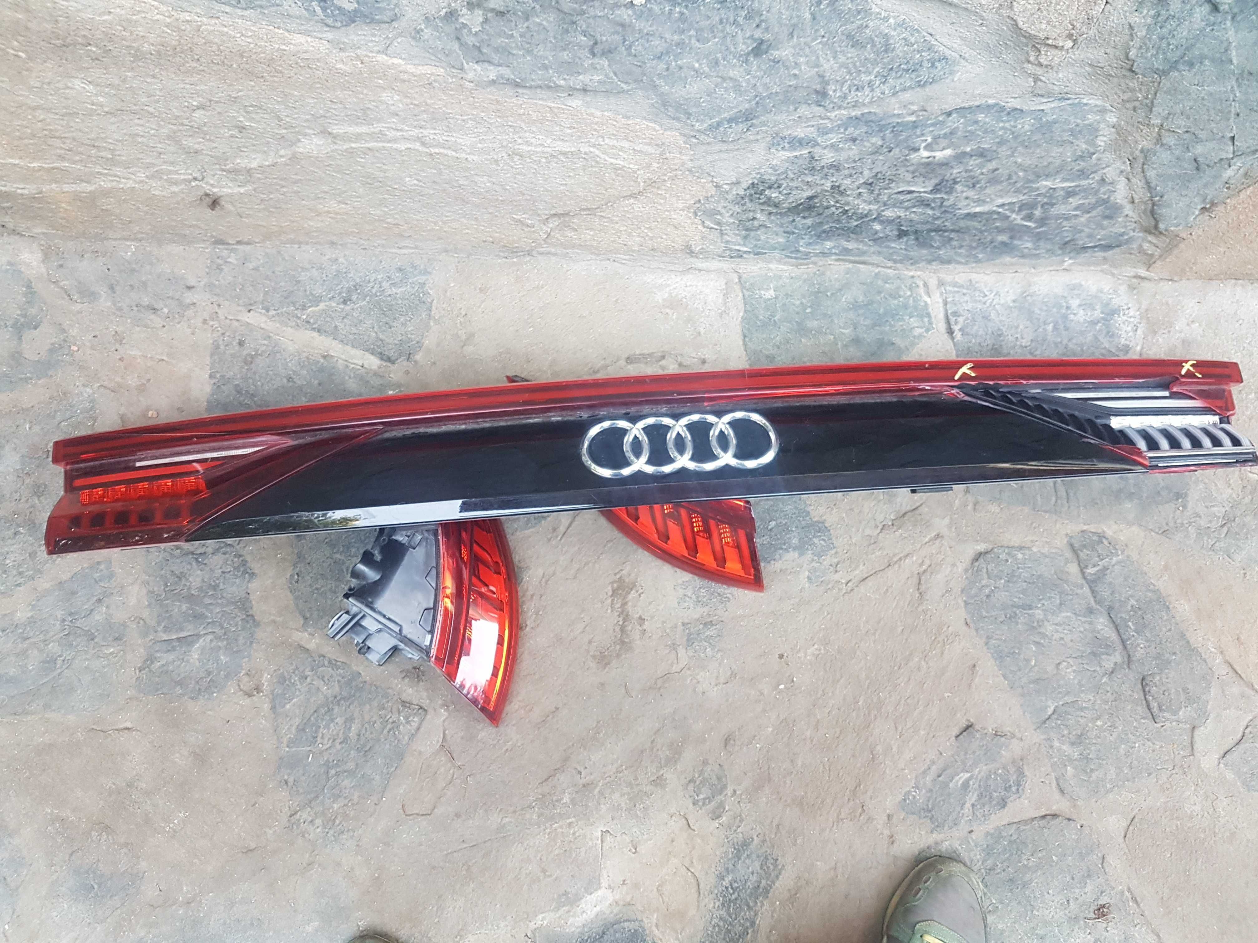 Ауди / Audi Q8 предна ,задна броня и стопове