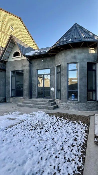 Продается участок в Юнусабадском районе