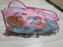 Bebelus care doarme cu lumini