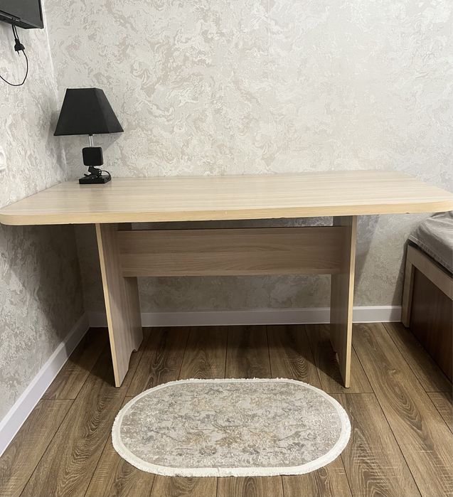 Продам стол 150*75 см