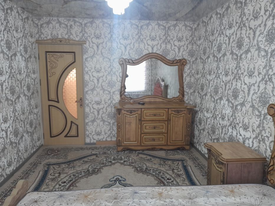 Шахарни марказида, Микраройонда 2 хонали квартира ижарага берилади.