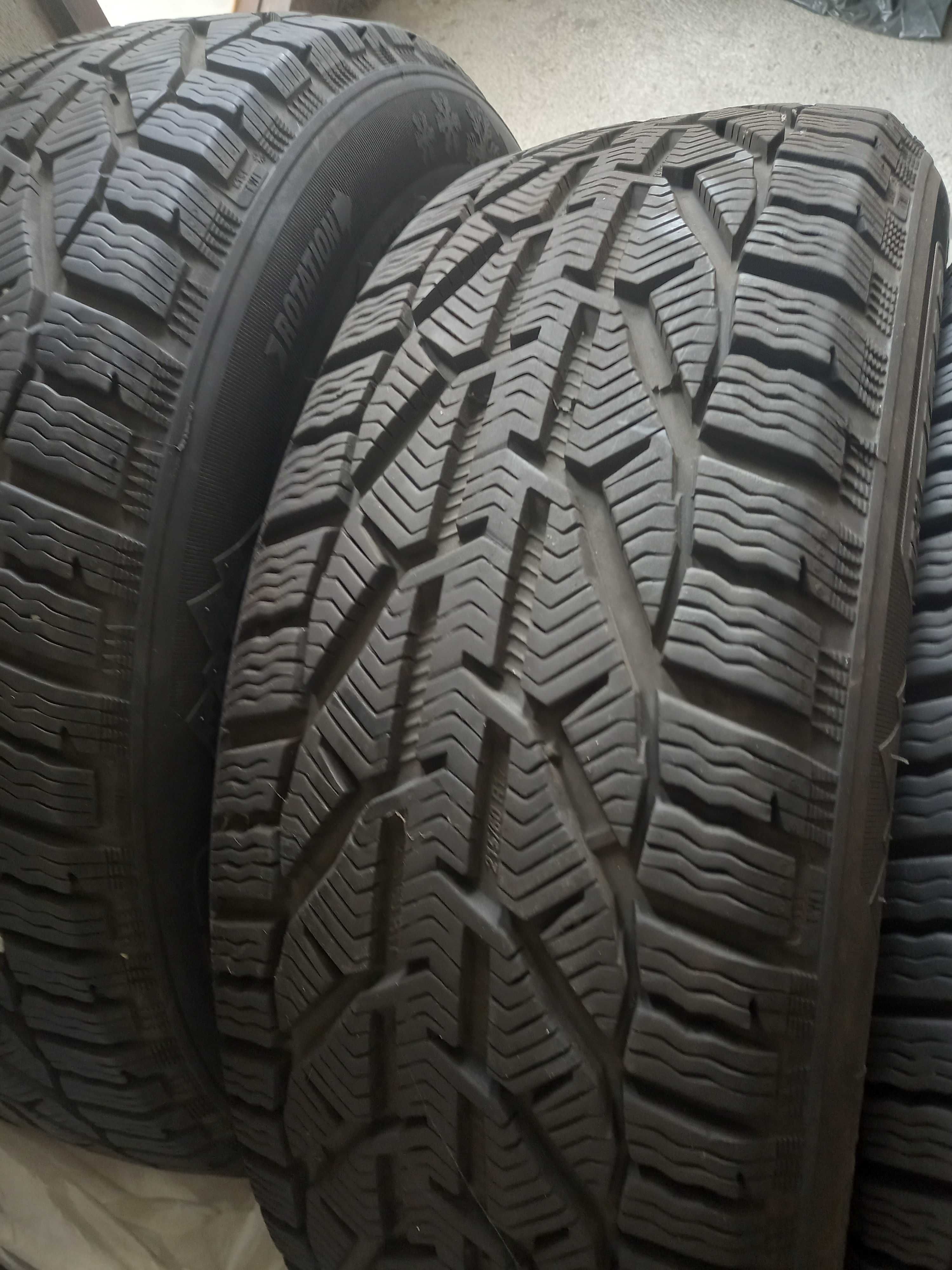 Зимни гуми TIGAR 215/60 R17