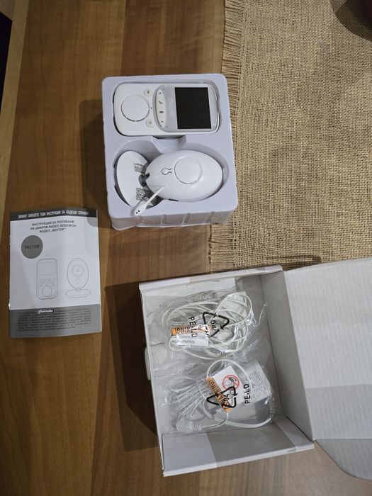 Бебефон с камера Chipolino