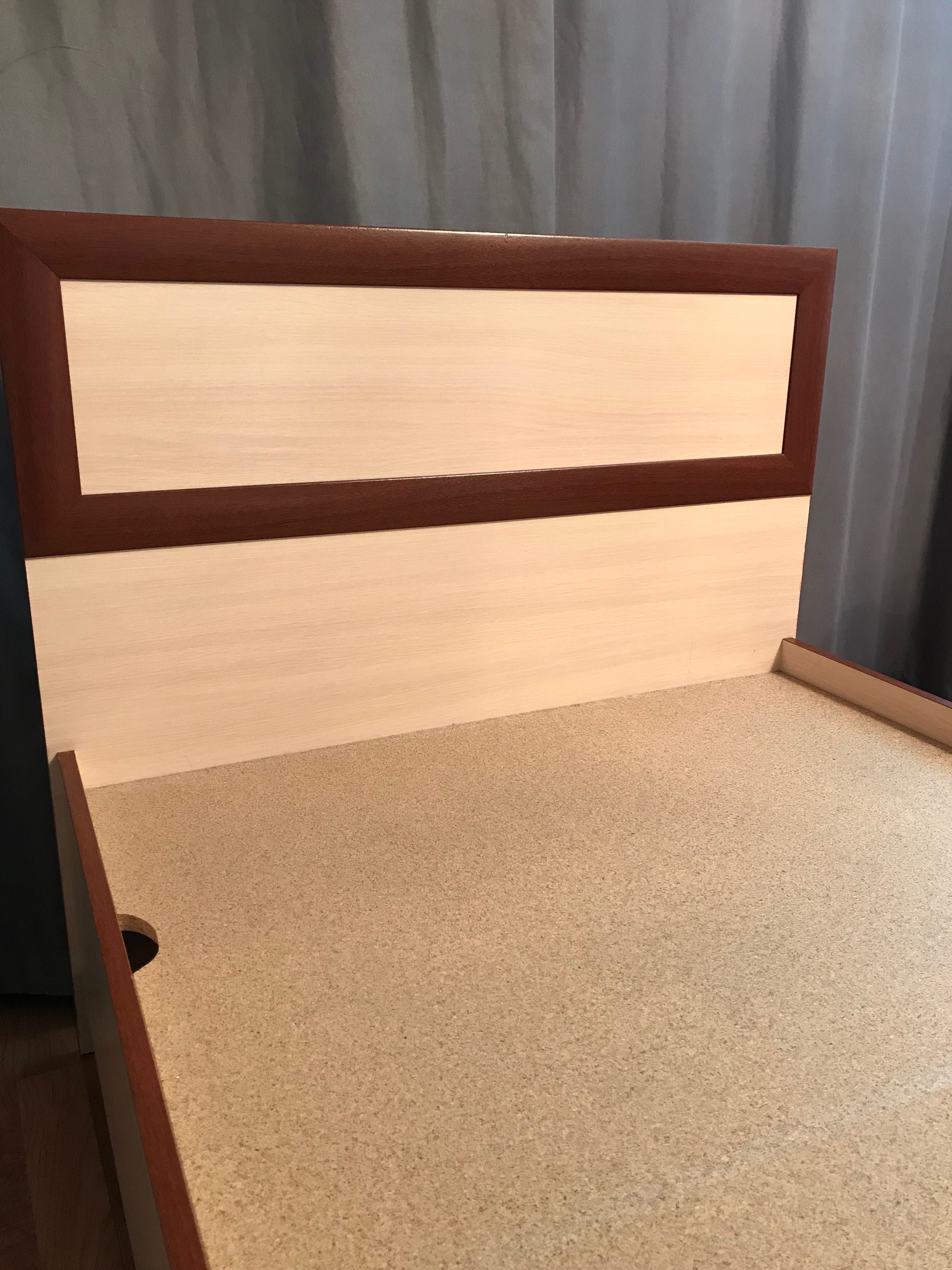 Односпальная кровать, бір кісілік керует, single bed