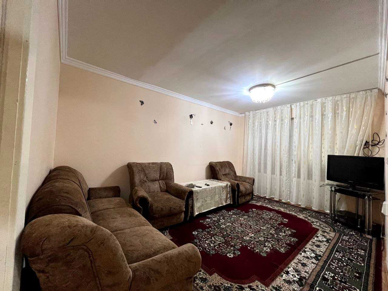 №3403. Сдам 3х-комнатную квартиру Семейной паре.