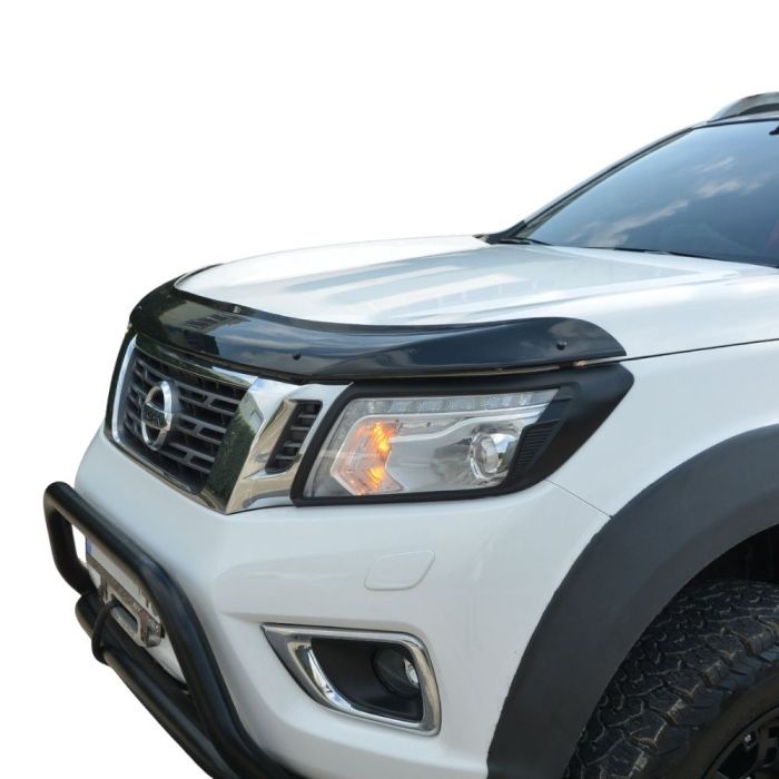 Deflector capota Nissan Navara