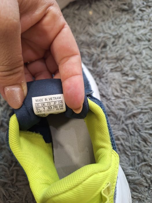 Маратонки Adidas