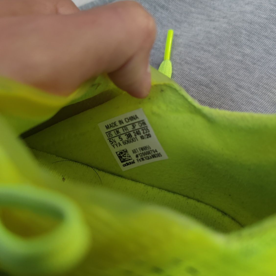 Бутонки Adidas ghosted.1
