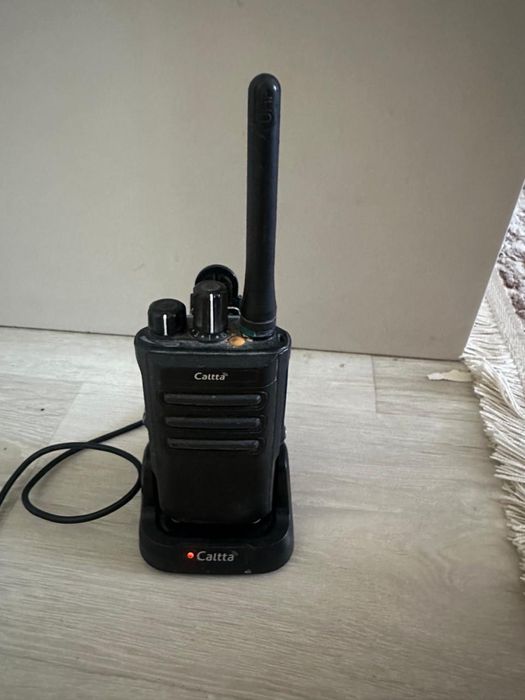 Рация с зарядкой