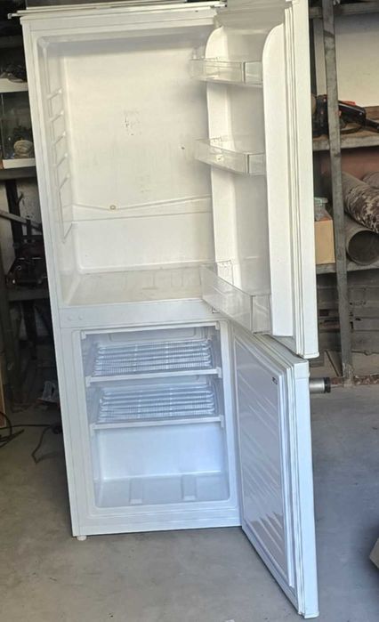 Хладилник използван е но като нов е