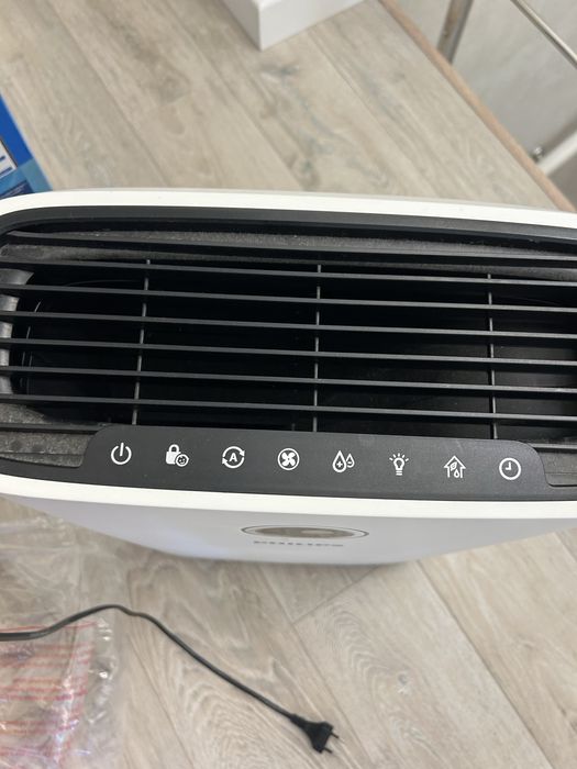 Purificator si umidificator 2-in-1 Philips AC2729