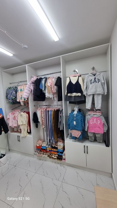 Продаётся торговые оборудование в идеальном состоянии