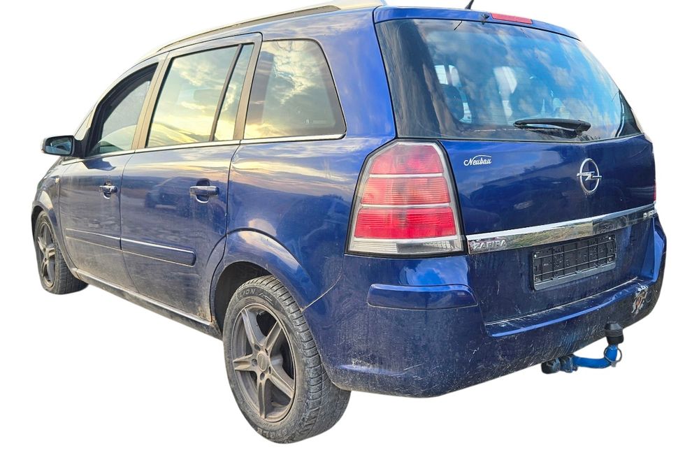 Опел Зафира Б 1.9 цдти 150кс на части Opel Zafira B 1.9 cdti 150 hp na