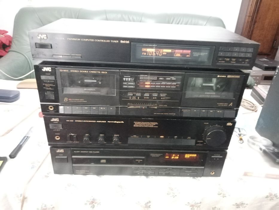 Muzica linie JVC