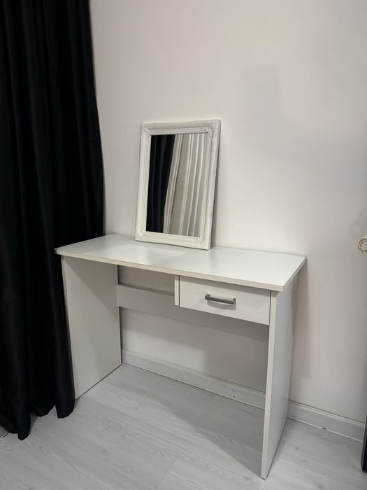 Masă machiaj /birou