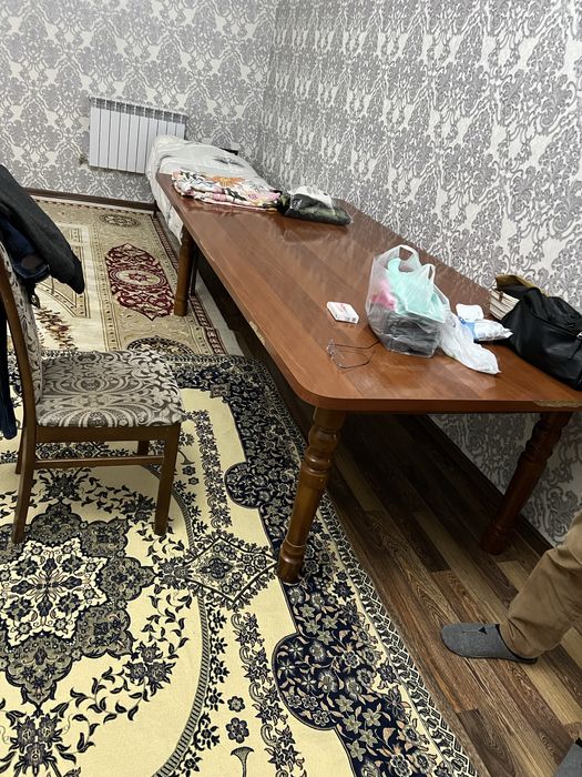 Продается 2 стола