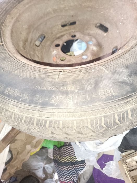 Продам колесо на москвич