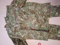 Costum combat camuflaj