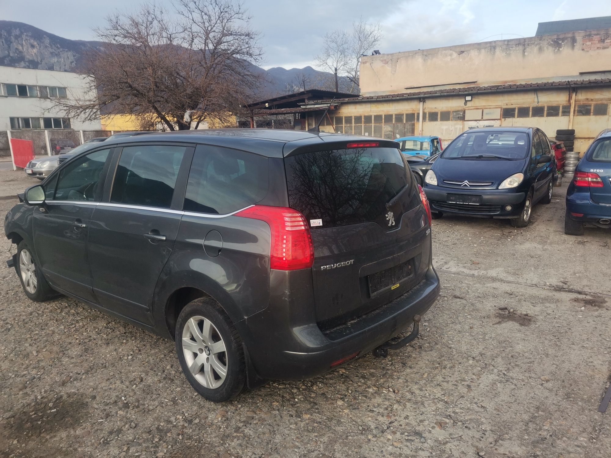 Пежо 5008 peugeot 5008 1.6hdi 109кс 9HZ (DV6TED4) за части