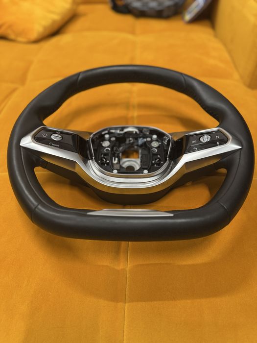 Vand volan BMW seria 7 / i7 / i5 / ix1 / ix2 G70 / G60