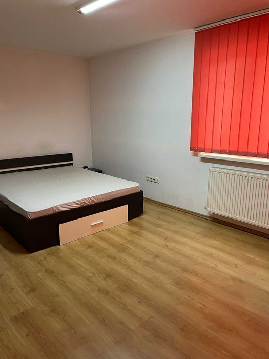 Inchiriez garsoniera open space in zona Belvedere