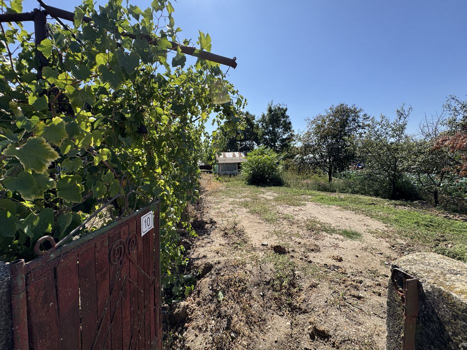 Vand teren/Peretu/intravilan