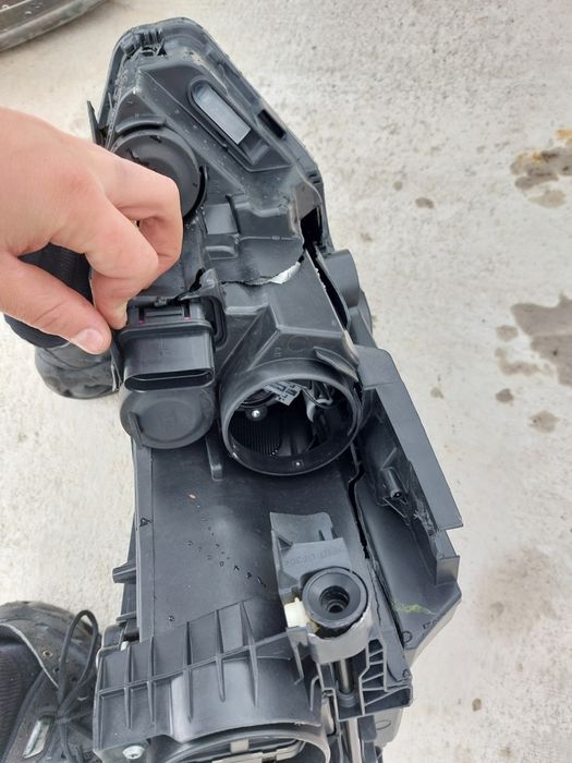 Ляв фар VW PASSAT B8 2021г.