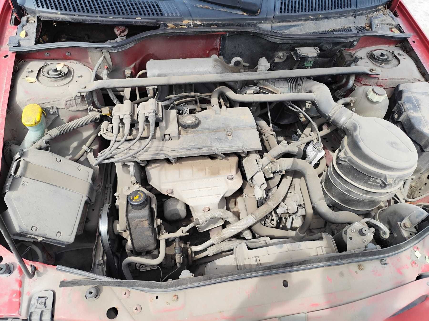 Renault Megane 1.6 - 90к.с - 1996г. на части