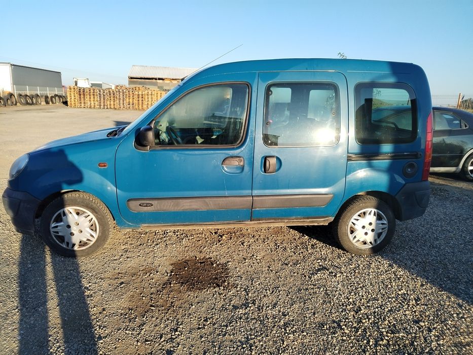 Vand renault kangoo 1.2 benzina