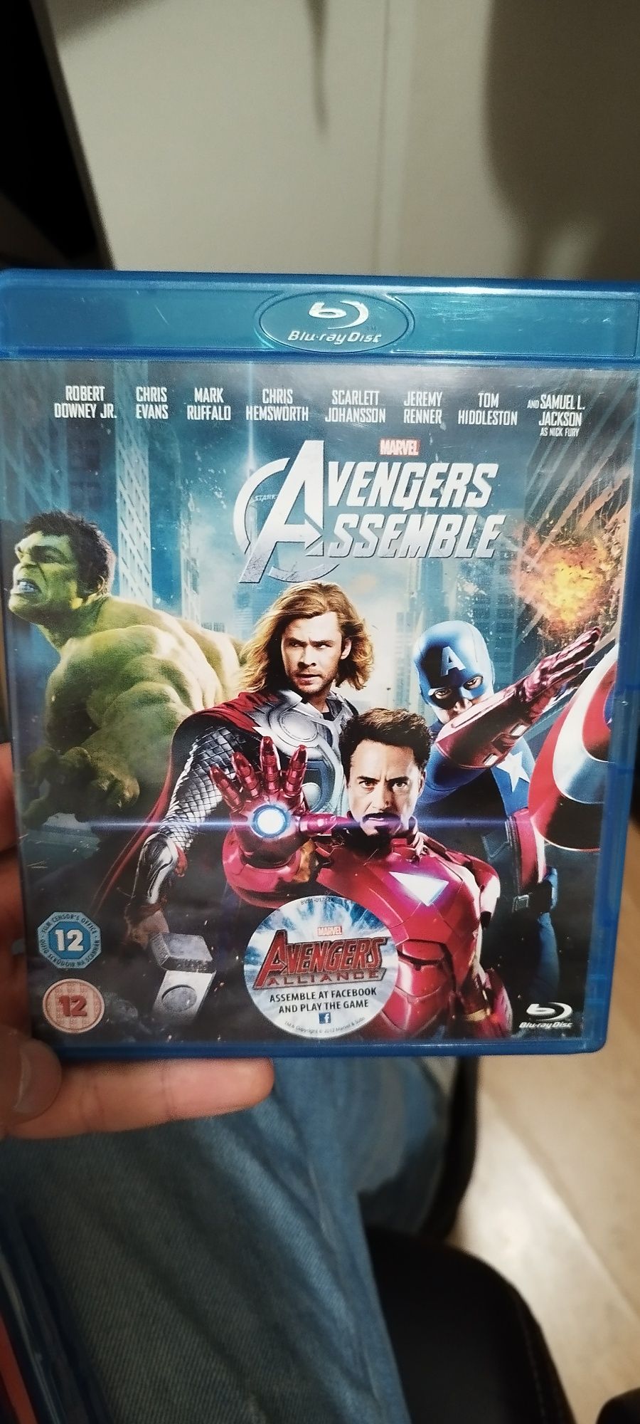 Filmul Avengers Assemble pe blue ray