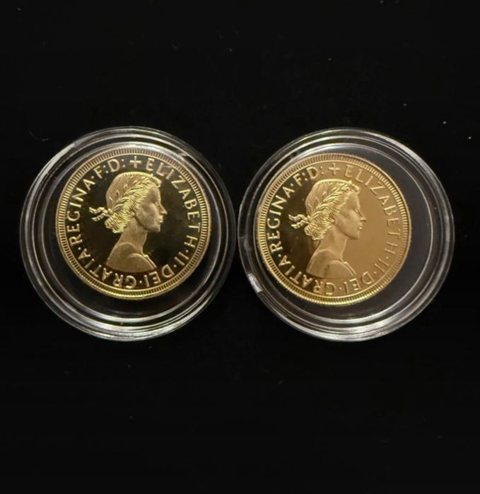 Monede suflate cu aur