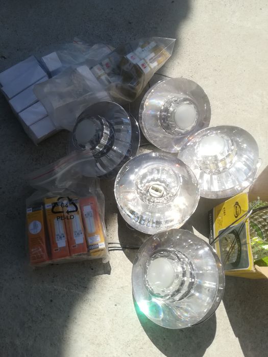 Продам светильник для потолка