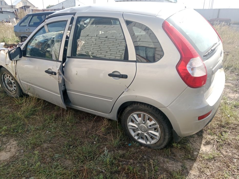 Продам автозапчасти на Ладу Калину 2013  г