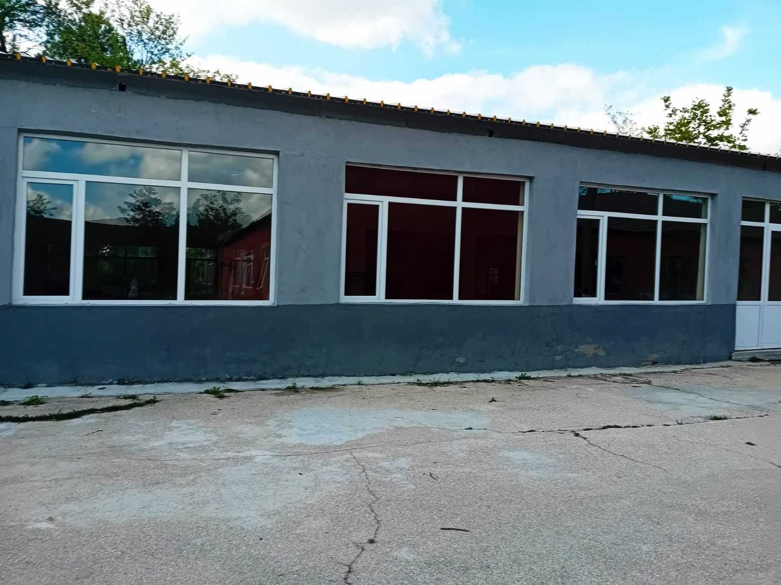 Промишлени сгради под наем