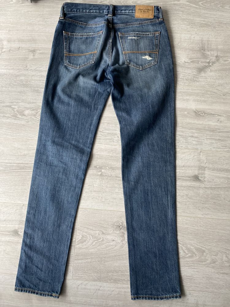 Blugi originali Abercrombie & Fitch, 30/34, albastru deschis