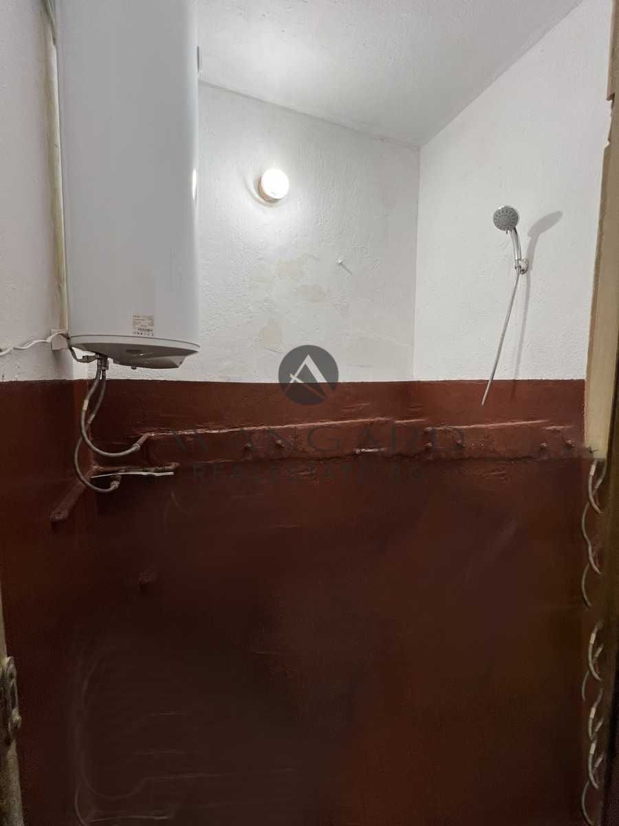 оф.23851 Двустаен три отделни стаи/ Каменица 1