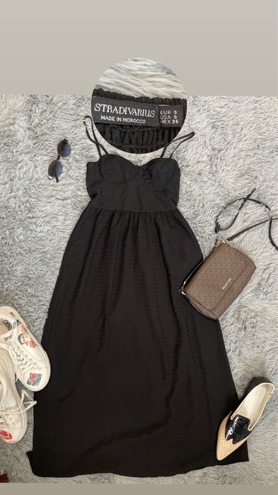 Девчата налетайте ! Брендовые вещи ! Дешево! Срочно !