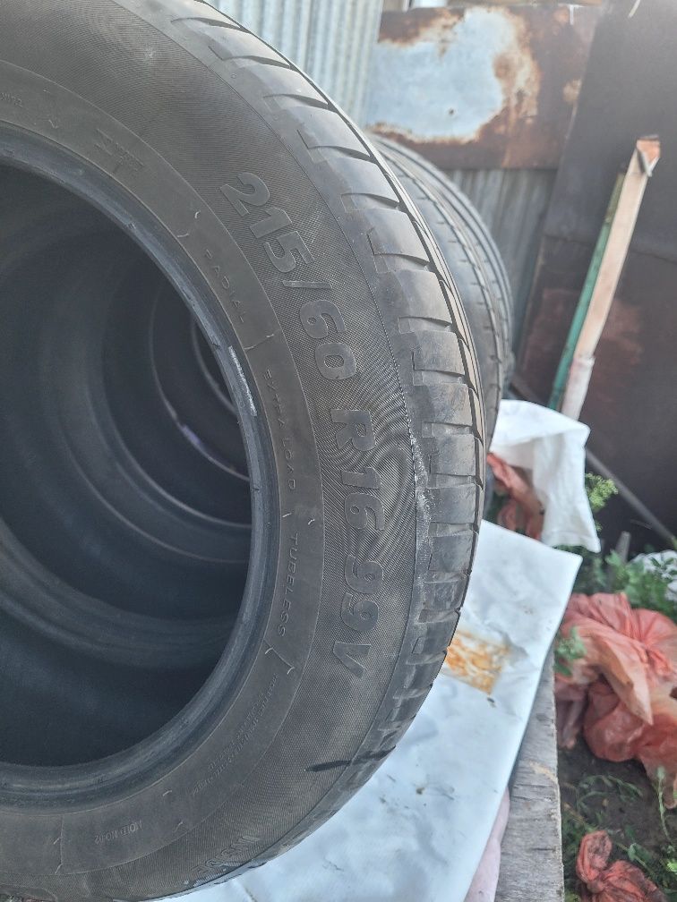 Продам шины 215/60 R16