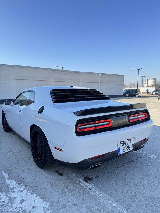 Dodge challenger 2016 variante