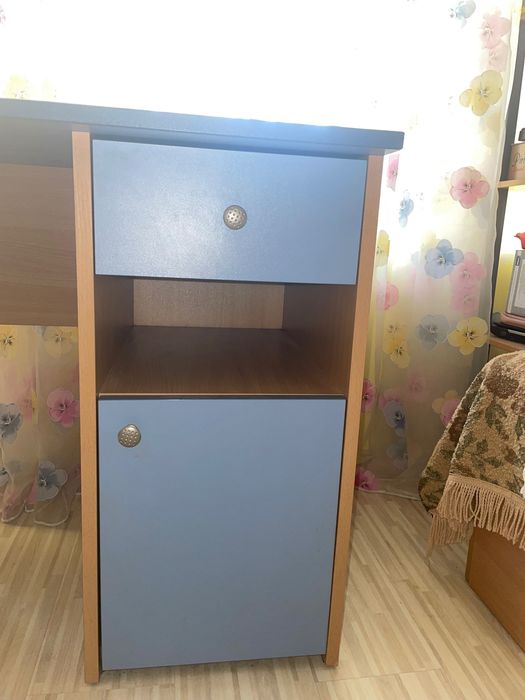 Ученическо офис бюро