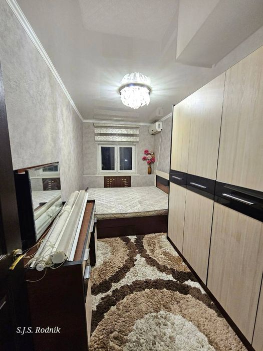 Срочно Продаётся Новомосковская 2в3/5/5 с мебелью техникой !